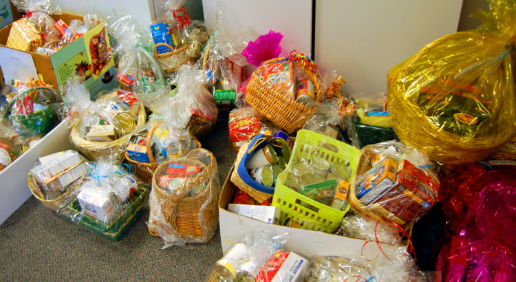 A Tisket a Tasket: Donate Food for a Thanksgiving Basket