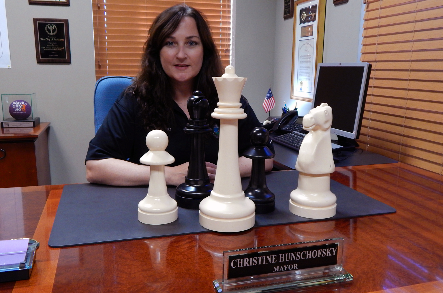 Come challenge Parkland Mayor Christine Hunschofsky to a game of chess. 