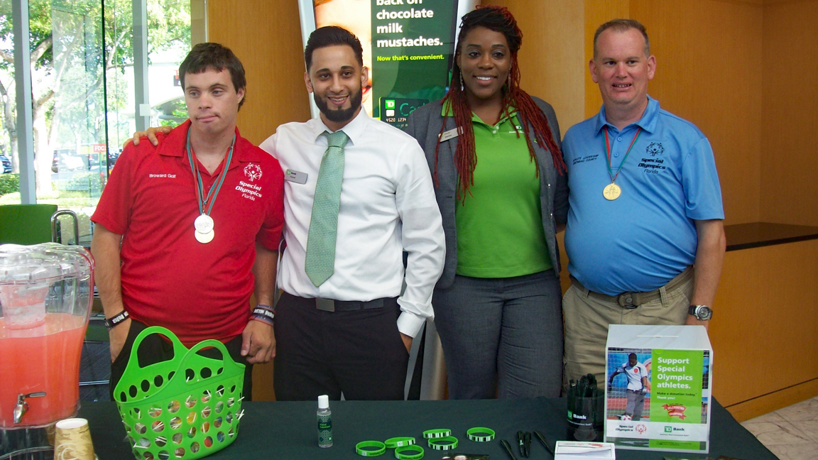 Special Olympic Athletes Make Guest Appearance at Coral Springs Bank