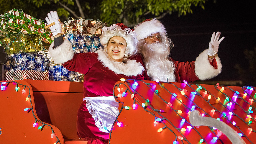 Coral Springs Holds Parade and Holiday Mile Run