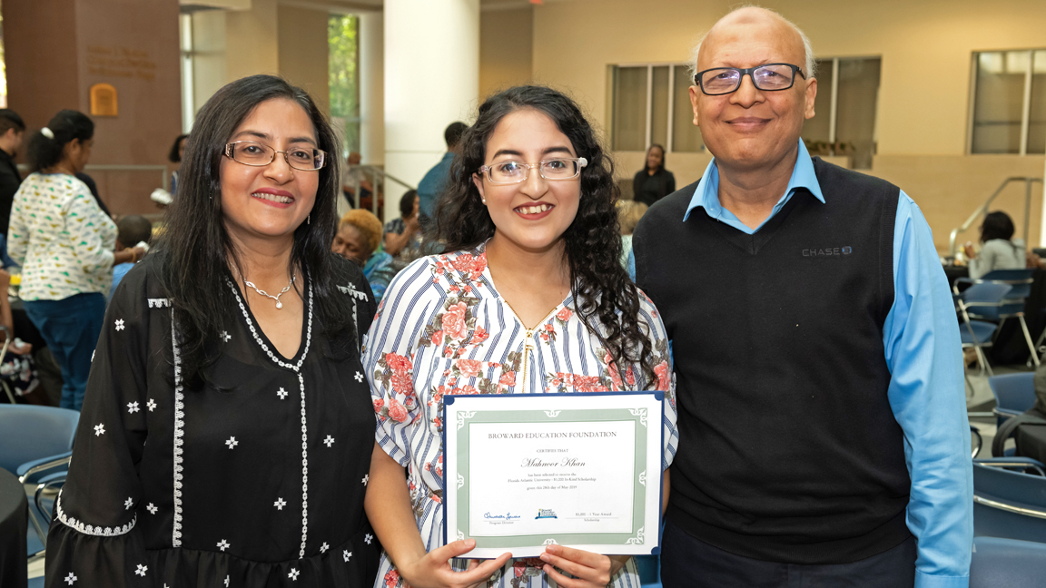 Coral Springs High School Student Awarded College Scholarship