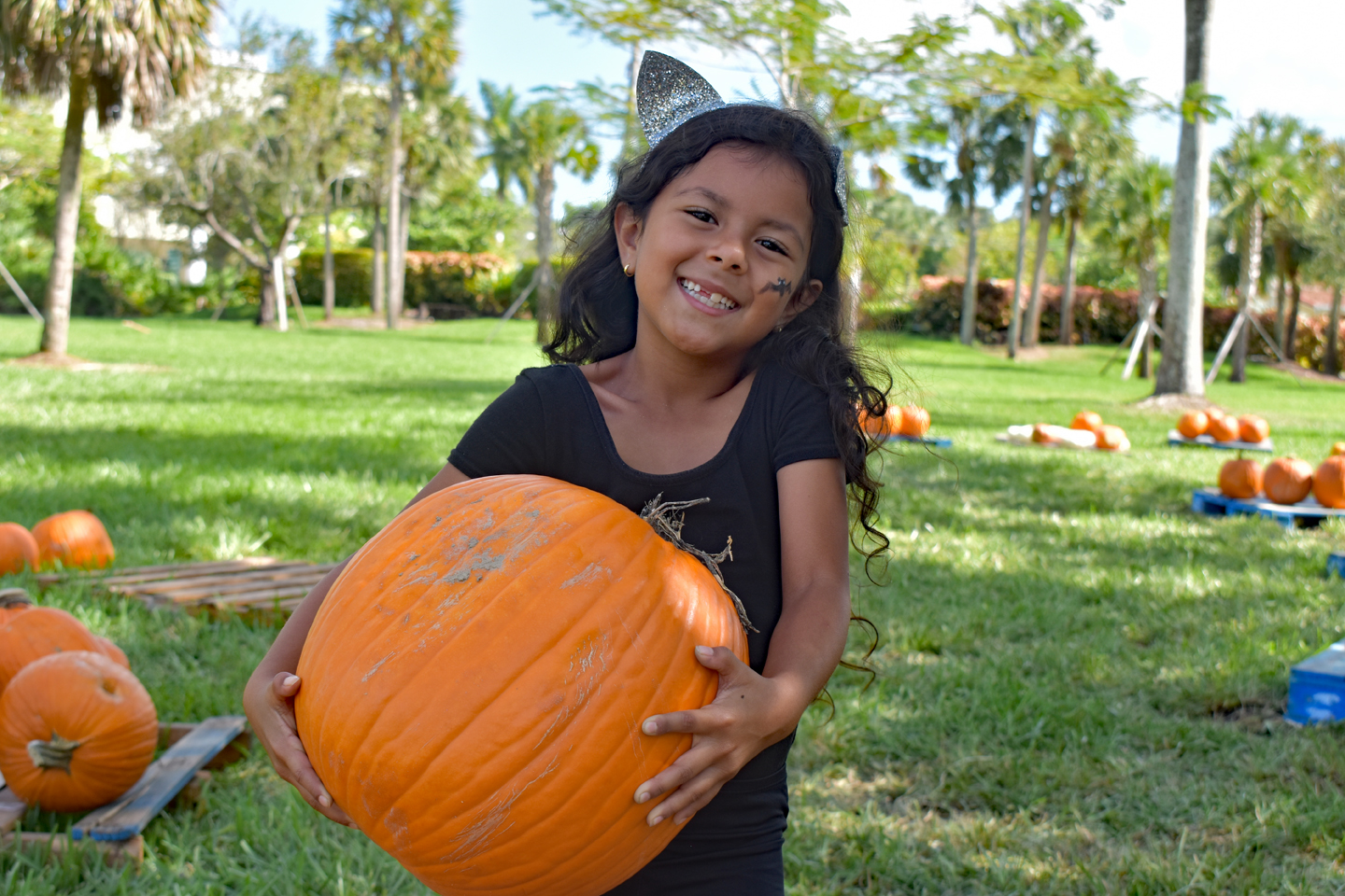 Broward Health Coral Springs Holds Free 'Pumpkin Patch Family Fun Day'