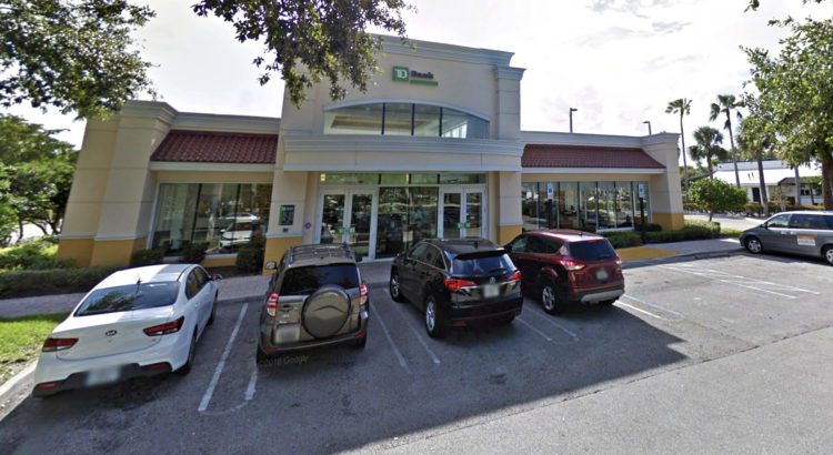 Police Arrest Suspect Fleeing After Robbing Coral Springs Bank Police Arrest Suspect Fleeing After Robbing Coral Springs Bank
