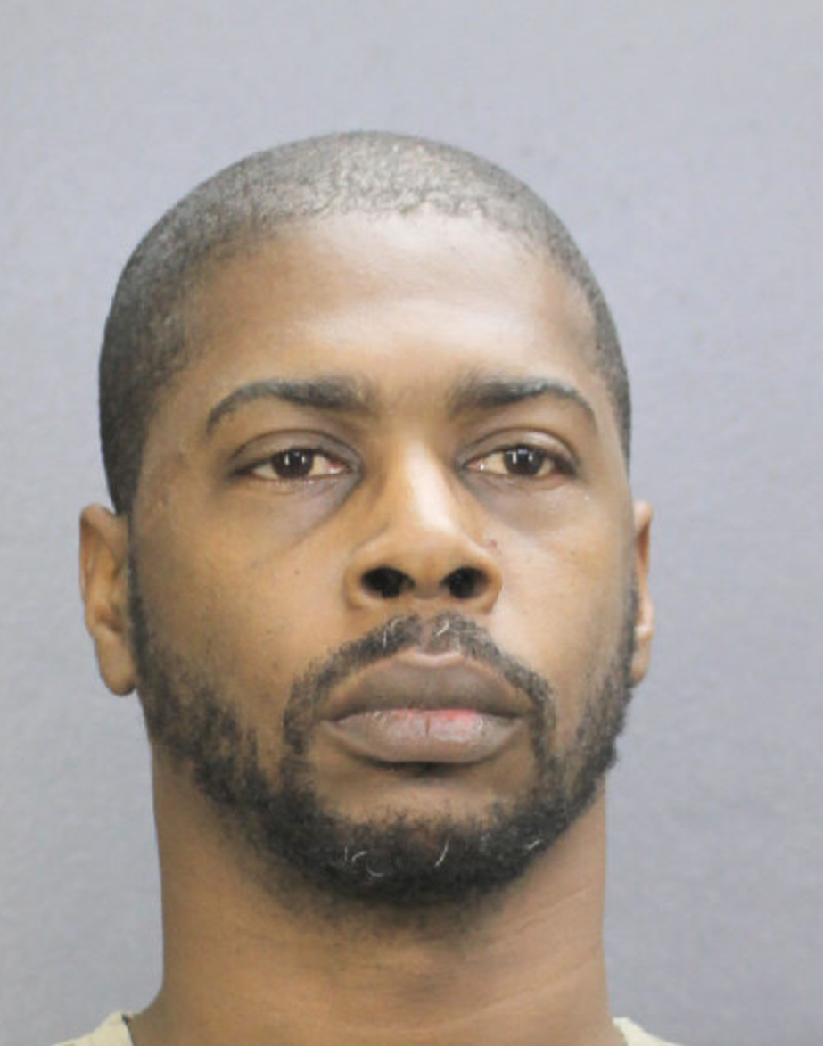 Coral Springs man Arrested domestic violence