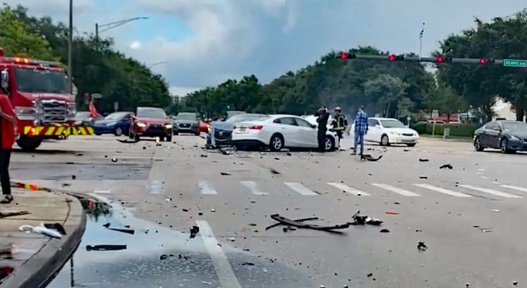 Man and Woman Dead After 5-Vehicle Crash in Coral Springs Man and Woman Dead After 5-Vehicle Crash in Coral Springs