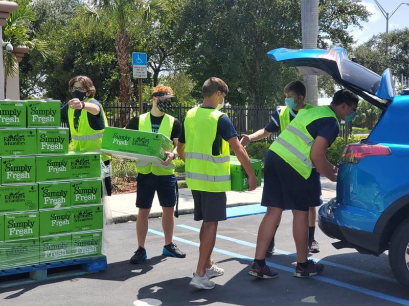 Chabad of Coral Springs Continues Distributing Free, Fresh Produce to