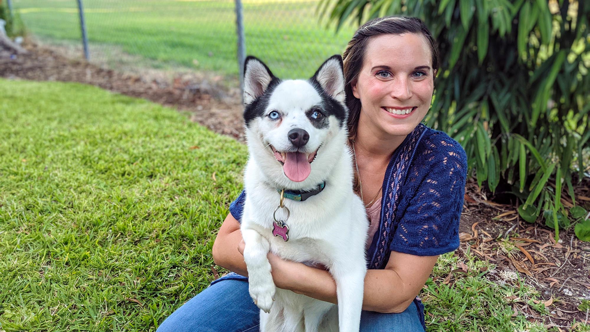 For Incorporating her Pet into Learning, a Coral Springs Teacher Wins a Pet Supermarket Contest