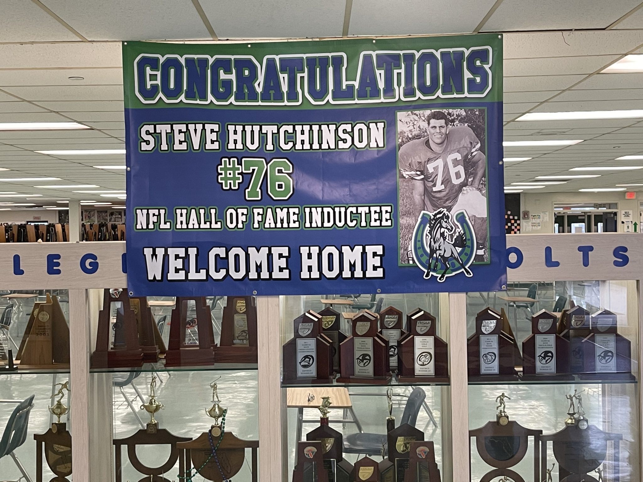 Former Coral Springs High School Guard Steve Hutchinson Inducted In Pro Football Hall Of Fame 