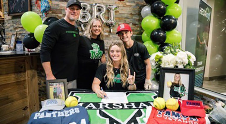 Brianna Godfrey Officially Signs to Play College Softball