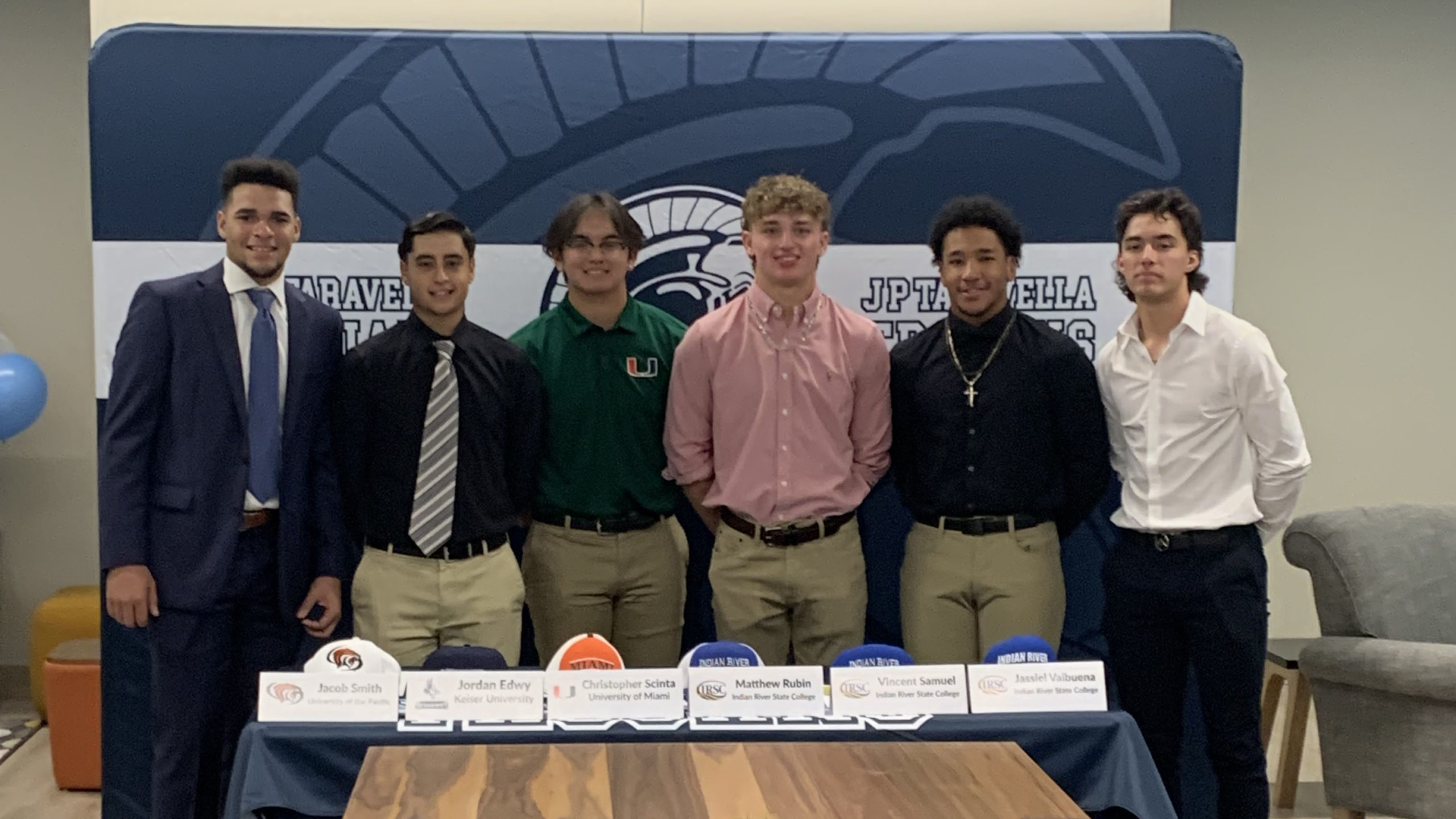 6 J.P. Taravella Baseball Players Sign to Play in College