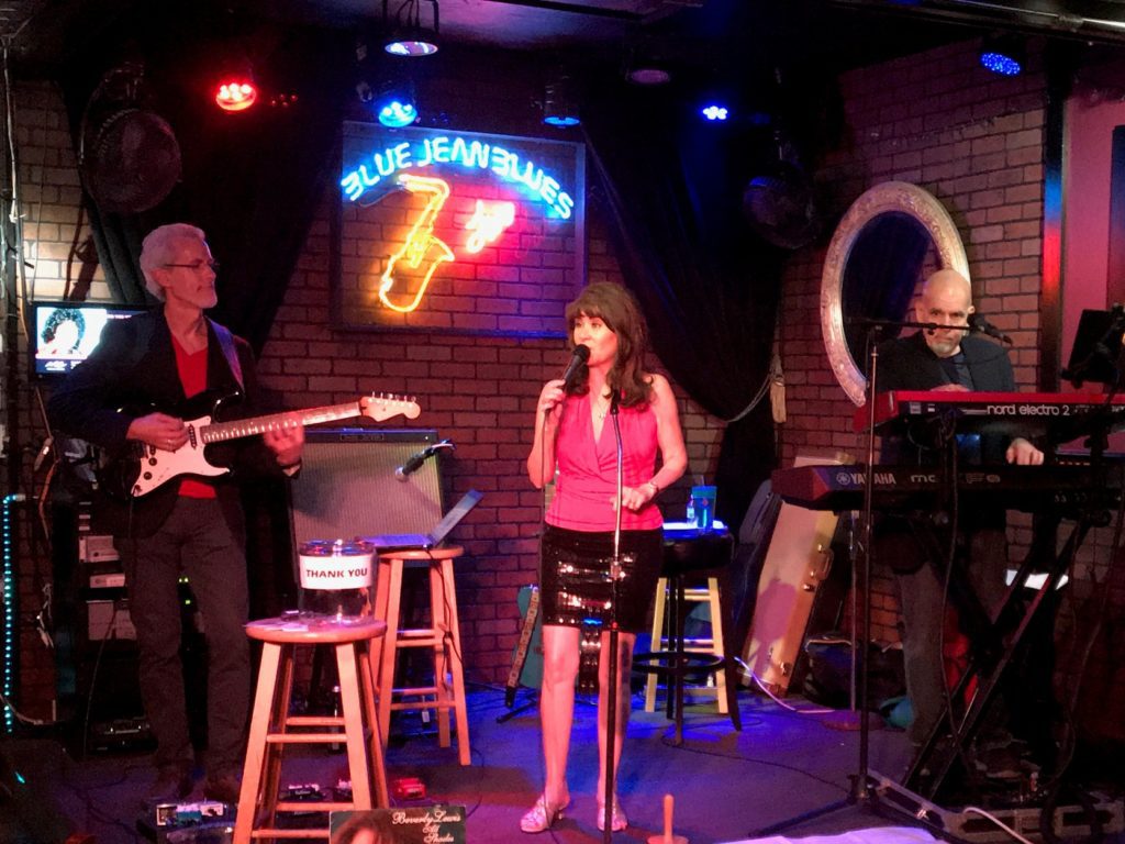 The Walk on Wednesdays Brings Beverly Lewis & the MiXX to Coral Springs