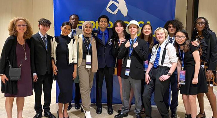J.P. Taravella DECA Club Places in Top 5 at State Conference
