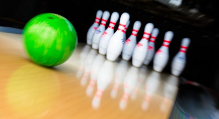 4 Coral Springs Bowling Teams Light Up the Alley Early in the Season