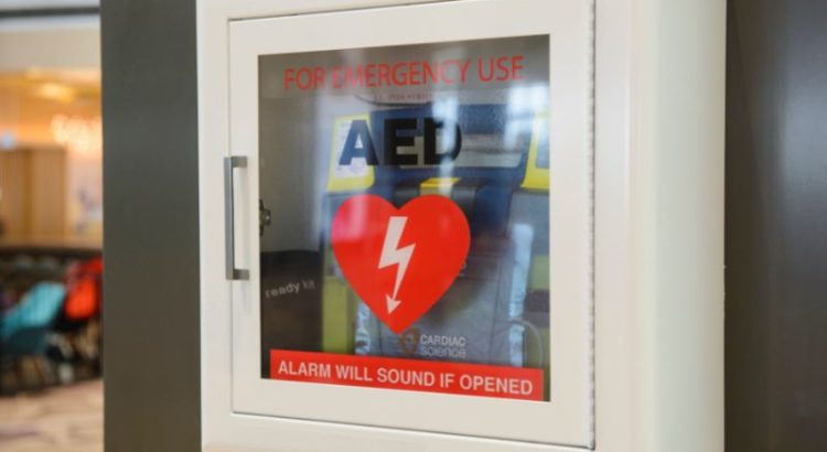 City Commission Approves Adding AEDs, Stop-The-Bleed Kits To Parks, City Hall
