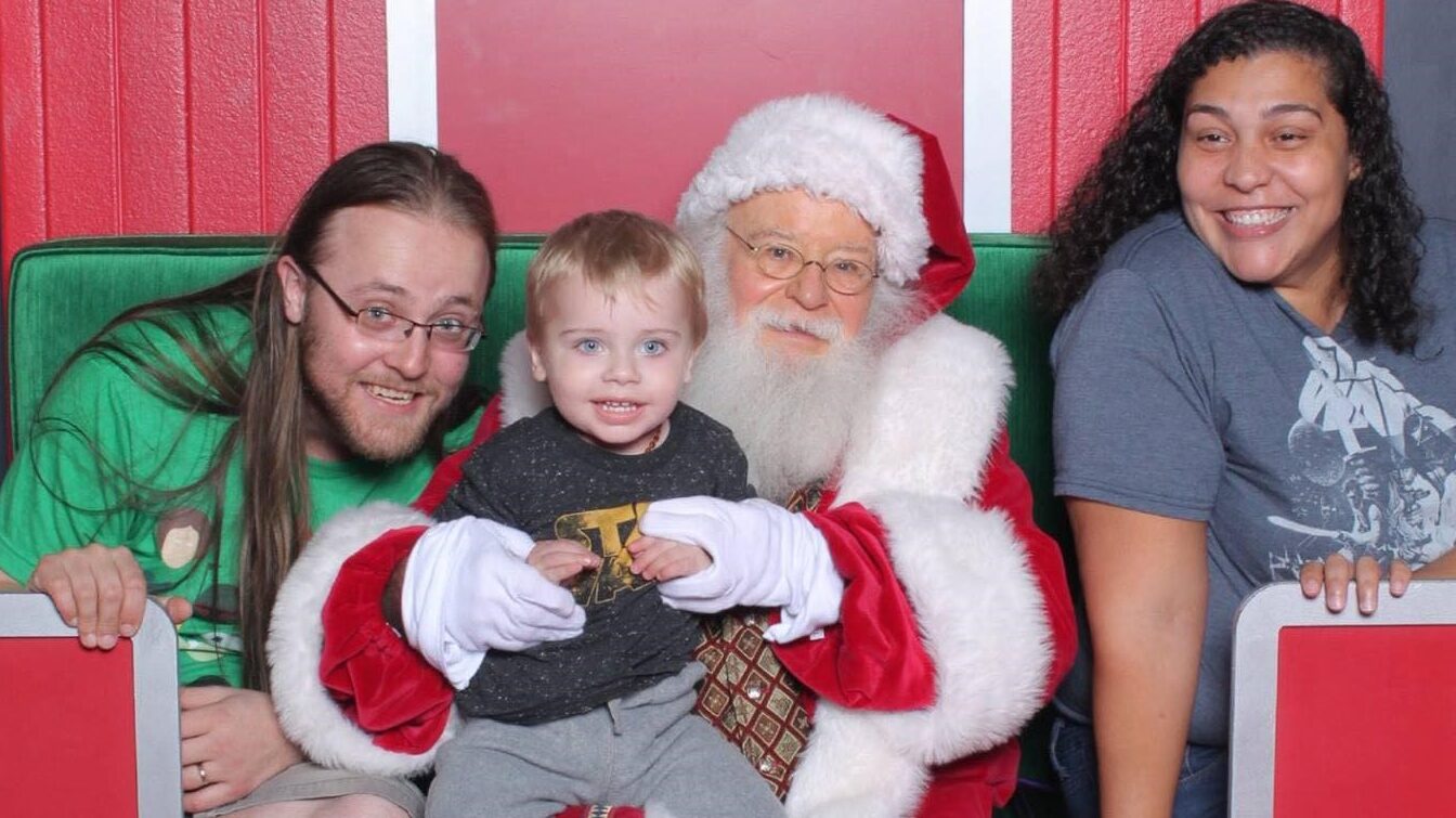 After Coral Springs Santa Battles Cancer, Community Rallies in Support