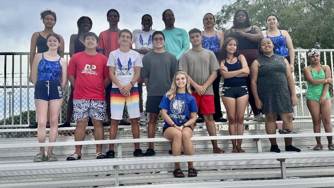 Coral Springs Swim Teams Make Giant Splash