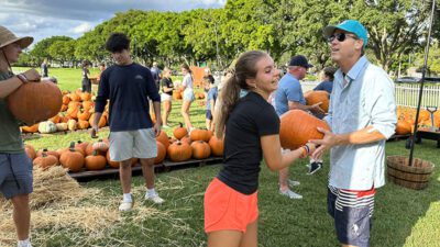 Youth Volunteers Unload Truckloads of Pumpkins for Parkridge Church’s Annual Patch
