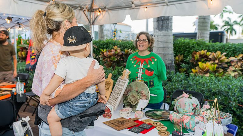 Coral Springs Hosts Annual Holiday Market with Special Coca-Cola Holiday Truck 6 Coral Springs Hosts Annual Holiday Market with Special Coca-Cola Holiday Truck