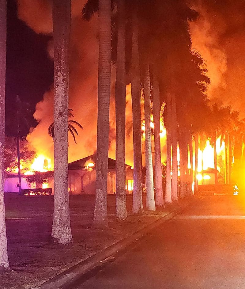 Coral Springs Firefighters Battle Blaze in Heron Bay