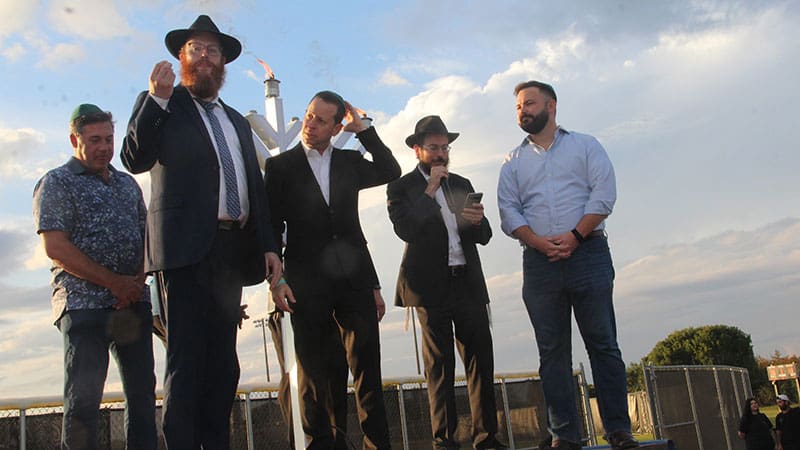 Coral Springs Jewish Community Safely Celebrates Chanukah with Family Event 6 Coral Springs Jewish Community Safely Celebrates Chanukah with Family Event