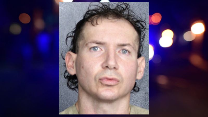 Housekeeper Flees Home After Police Say Man Pretended Disability, Offered Money for Sex