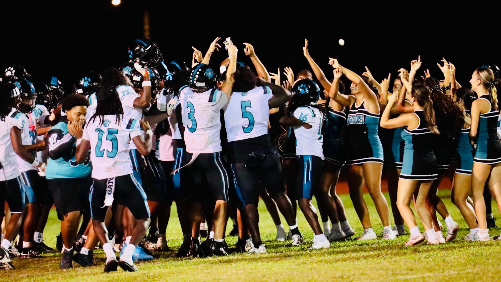 Coral Glades Pulls Off Miraculous Comeback to Defeat Nova 26-25 on Final Play